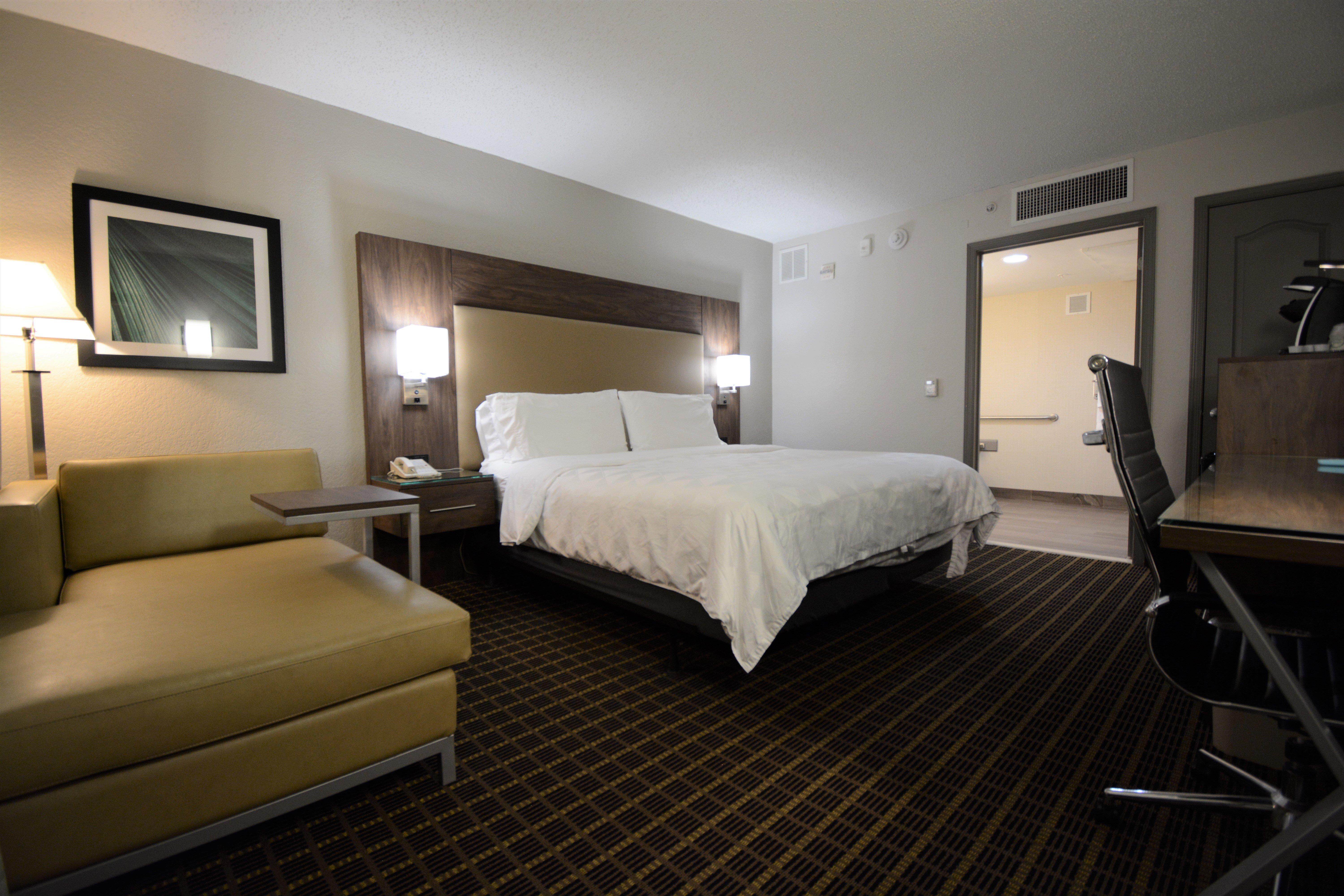 Holiday Inn Hazlet By Ihg Exterior photo