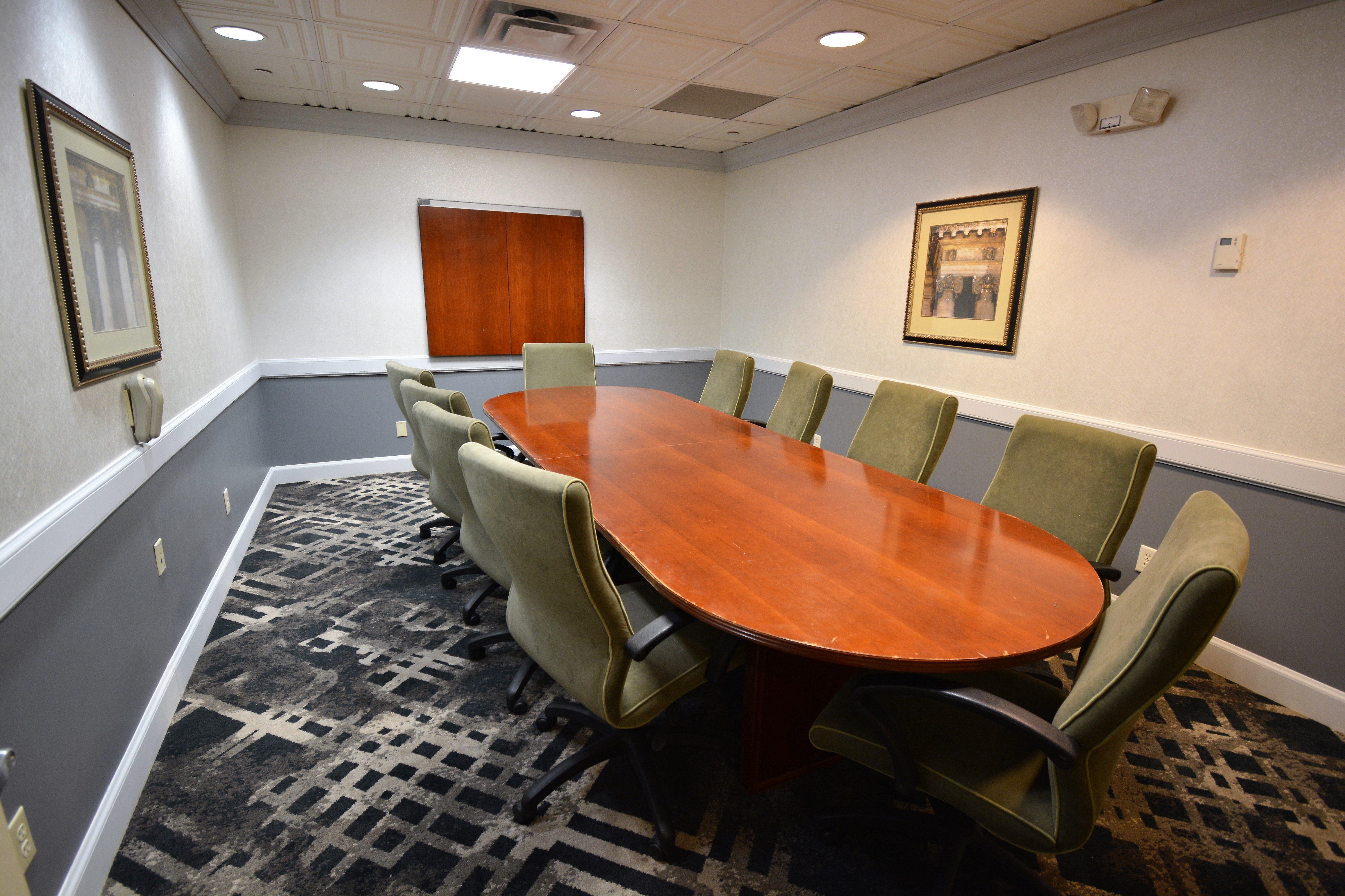 Holiday Inn Hazlet By Ihg Exterior photo