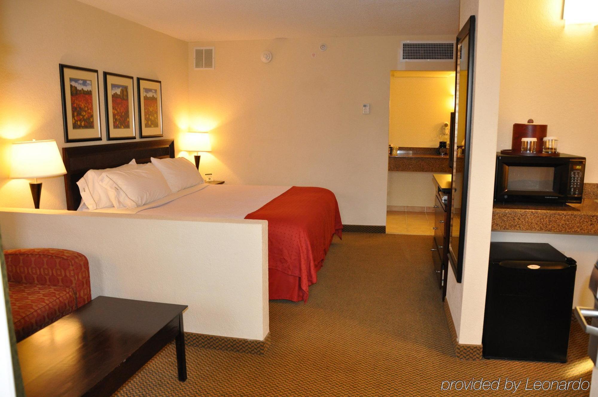 Holiday Inn Hazlet By Ihg Exterior photo